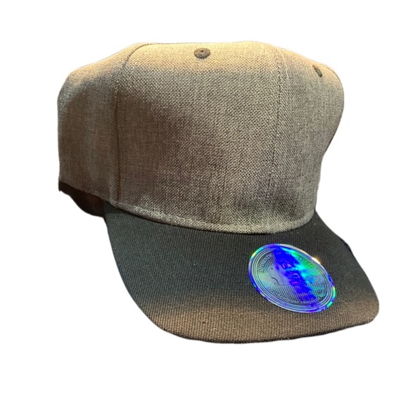 💛 Grey/Black Unisex Snapback Ballcap - Picture 1 of 16